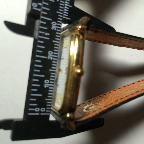 Swiss Made Festina Tank Watch Gold Finish New Old Stock - Picture 6 of 9